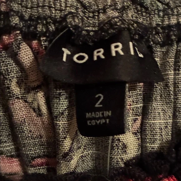 Torrid NWT Floral Long Sleeve Women's Top - Picture 2 of 6